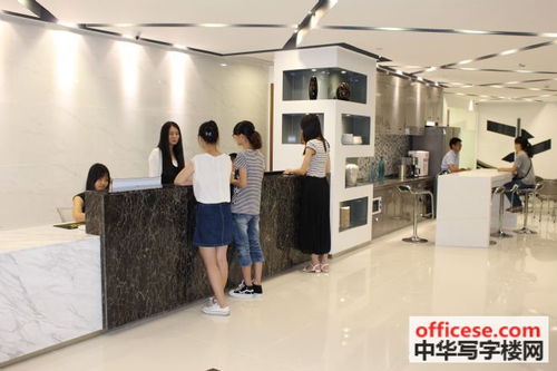 智慧新城業(yè)主直租 無(wú)中介費(fèi)寫(xiě)字樓，含水電物業(yè)空調(diào)每月僅699元起